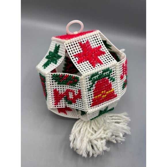 Vtg Handmade Plastic Canvas Christmas‎ Ornament Red Green Hanging Decor - Picture 5 of 7